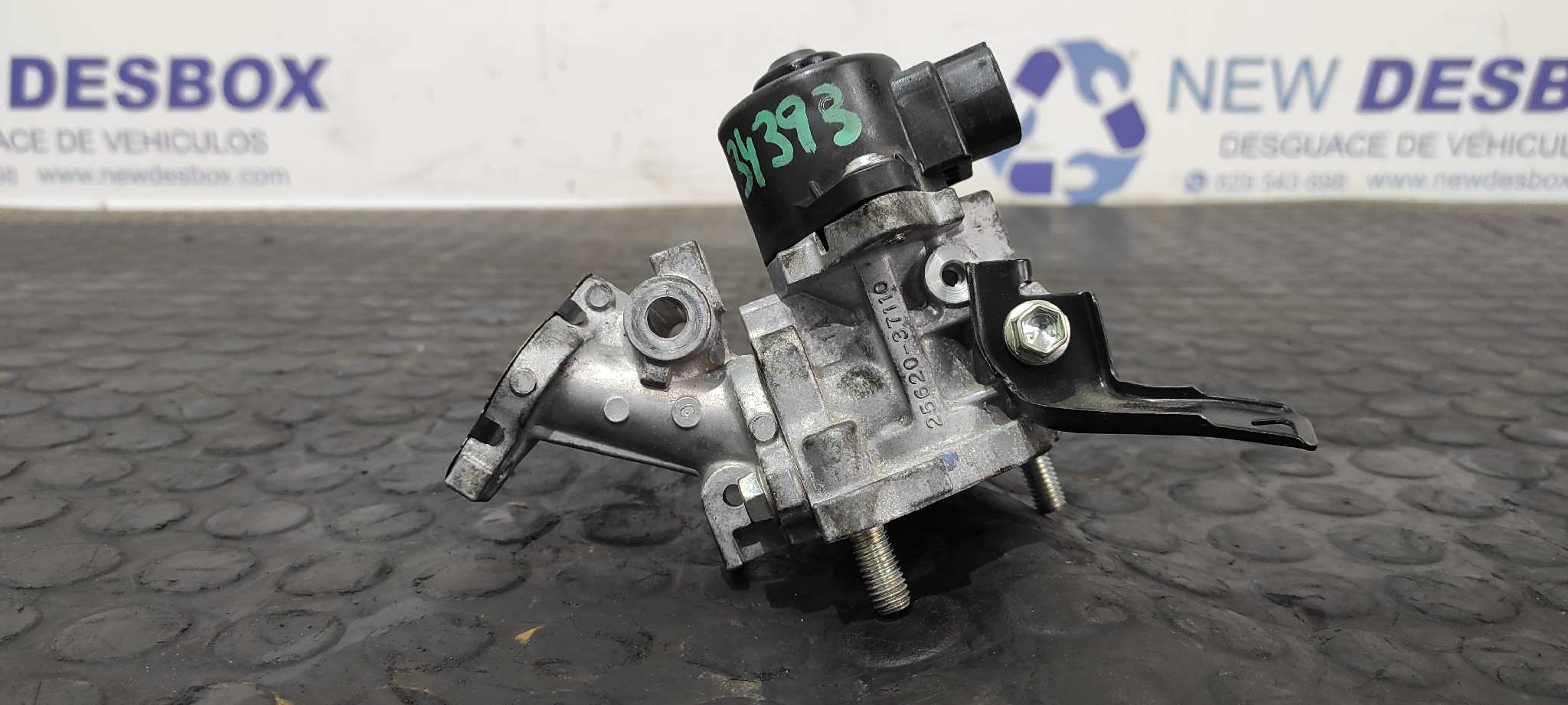 Recambio de VALVULA EGR para TOYOTA PRIUS (NHW30) 2ZR referencia OEM IAM 2562037110 - BLANCO