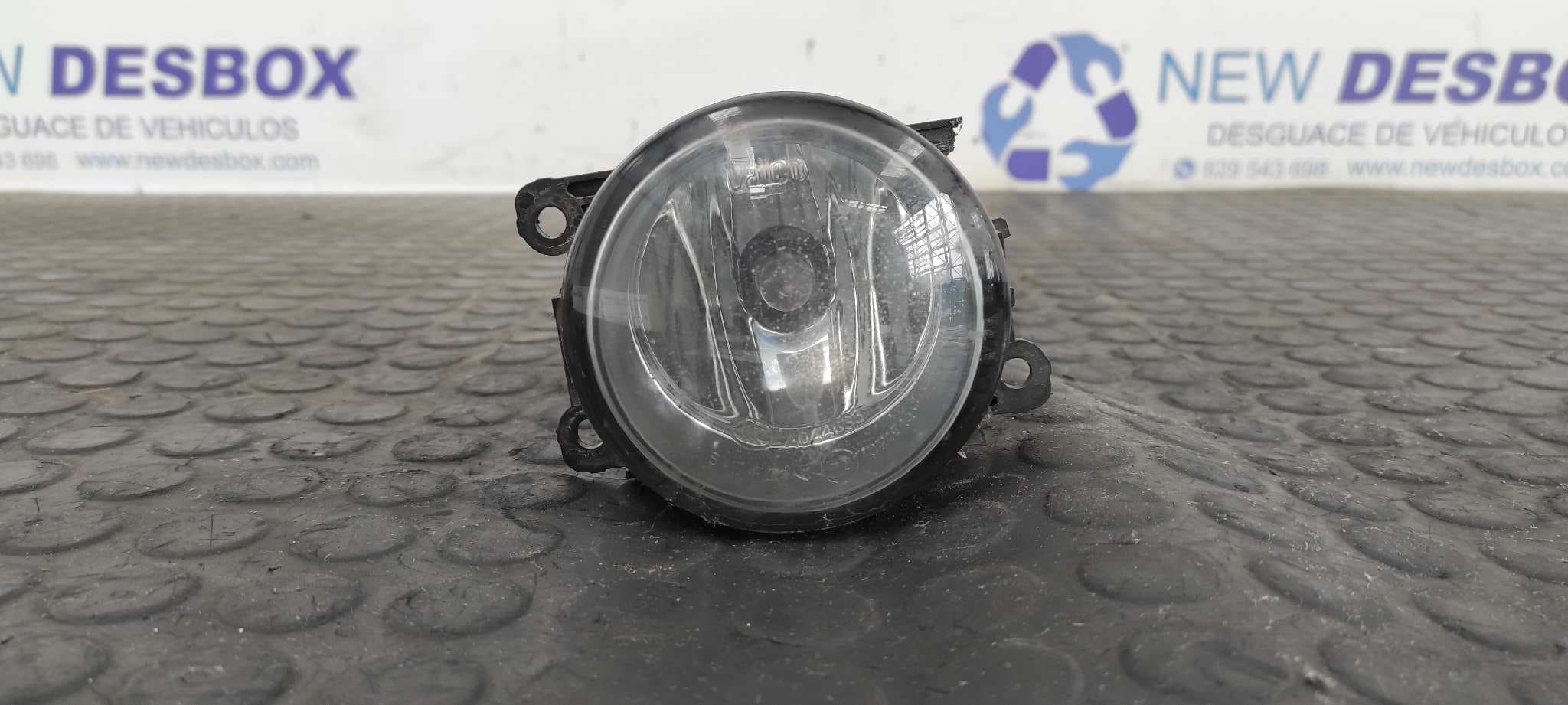 Recambio de FARO ANTINIEBLA IZQUIERDO para CITROEN C4 BERLINA 1.6 16V HDi 9HXDV6ATED4 referencia OEM IAM 9650001680 - ROJO