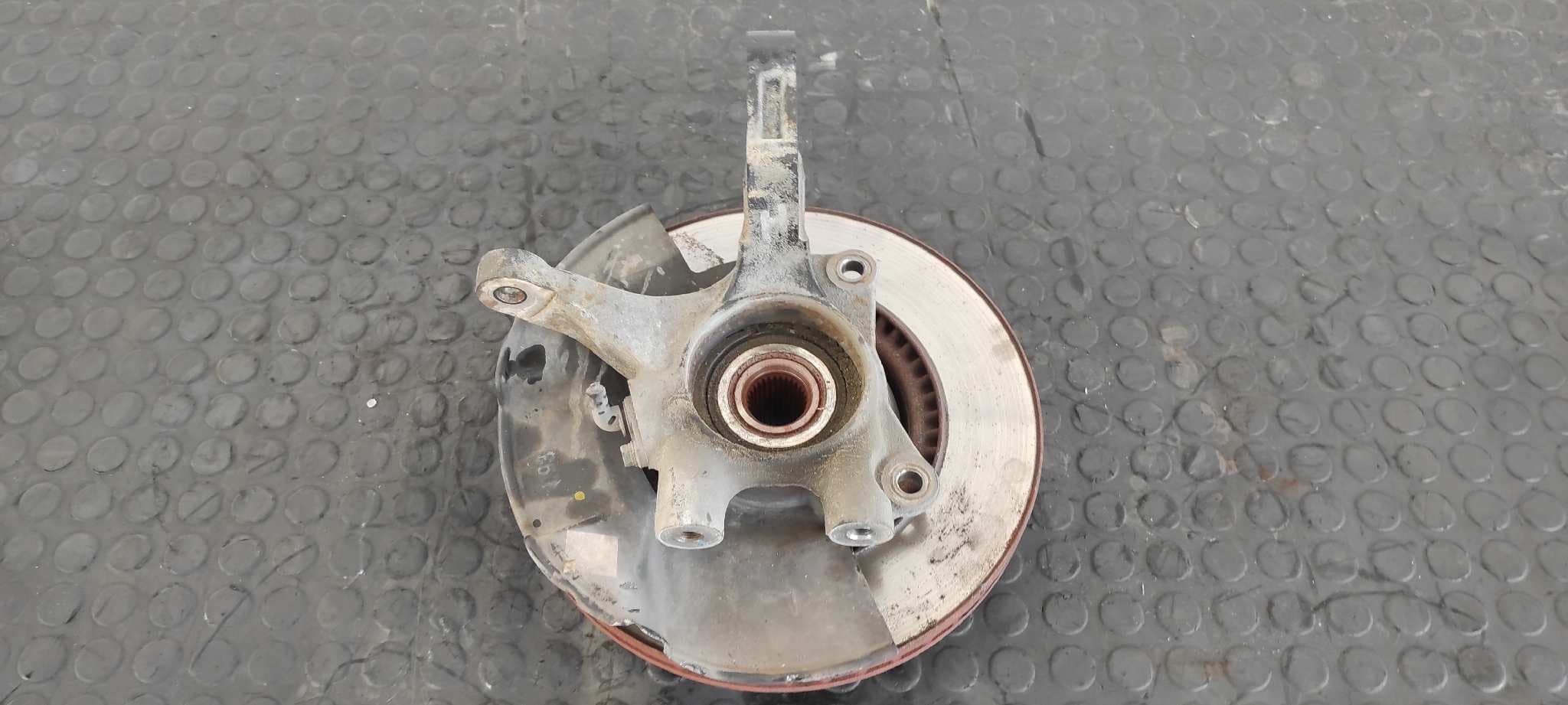 Recambio de MANGUETA DELANTERA IZQUIERDA para HYUNDAI TUCSON (JM) D4EA referencia OEM IAM - BLANCO