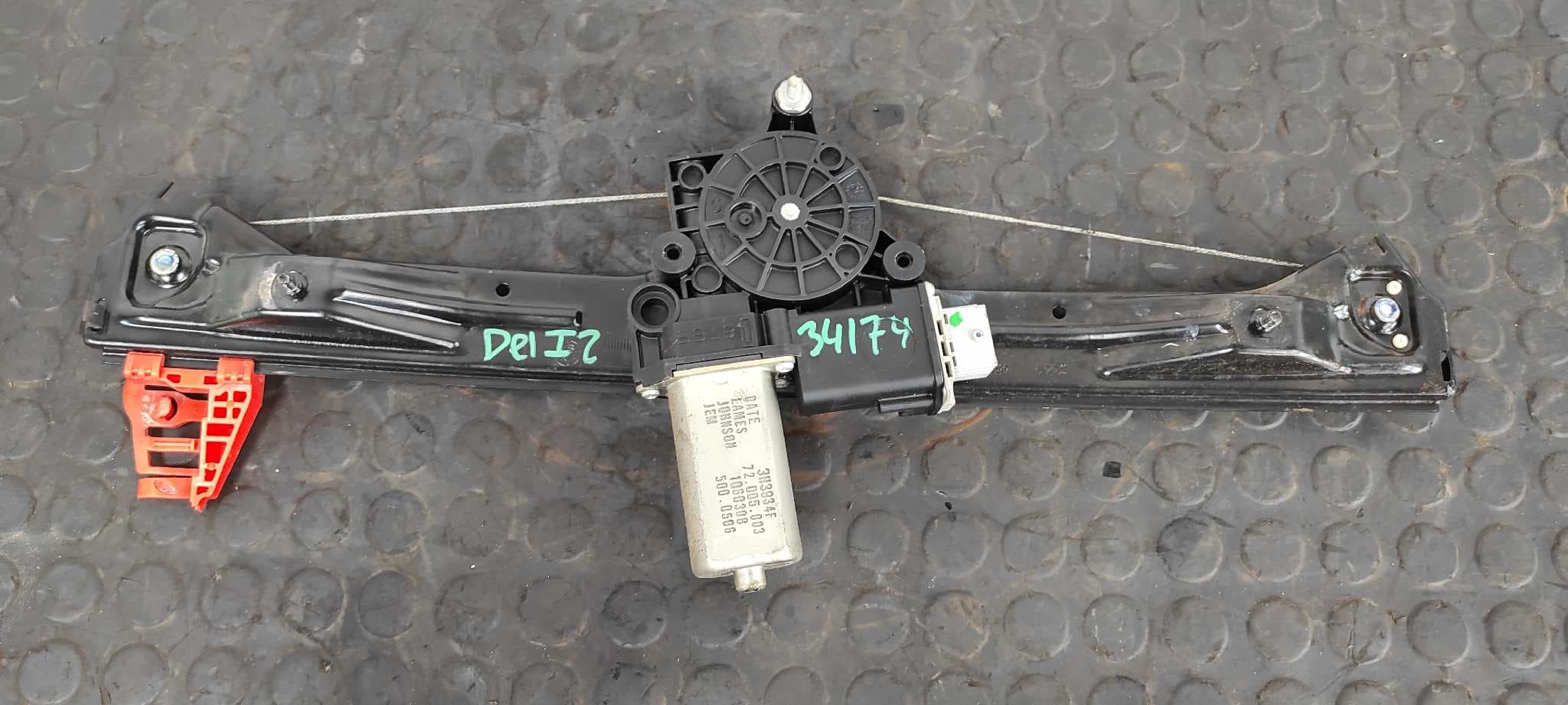 Recambio de ELEVALUNAS DELANTERO IZQUIERDO para FIAT BRAVO (198) 198A3000 referencia OEM IAM 72005003 - ROJO