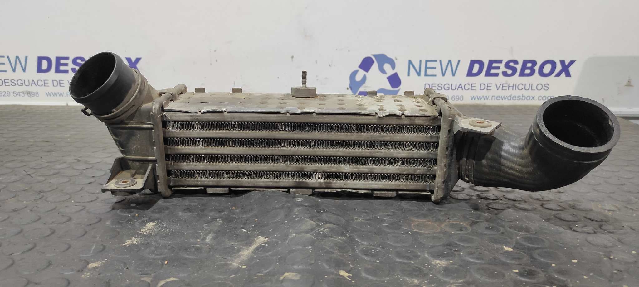 Recambio de INTERCOOLER para SEAT CORDOBA BERLINA (6K2) AYP referencia OEM IAM 6K0145803 - AMARILLO