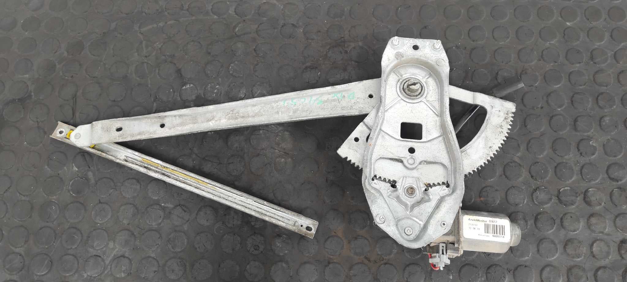 Recambio de ELEVALUNAS DELANTERO DERECHO para FORD TRANSIT CAJA ABIERTA '06 FT 330 K Cabina simple, corta H9FB referencia OEM IAM 6C11V2320 - BLANCO