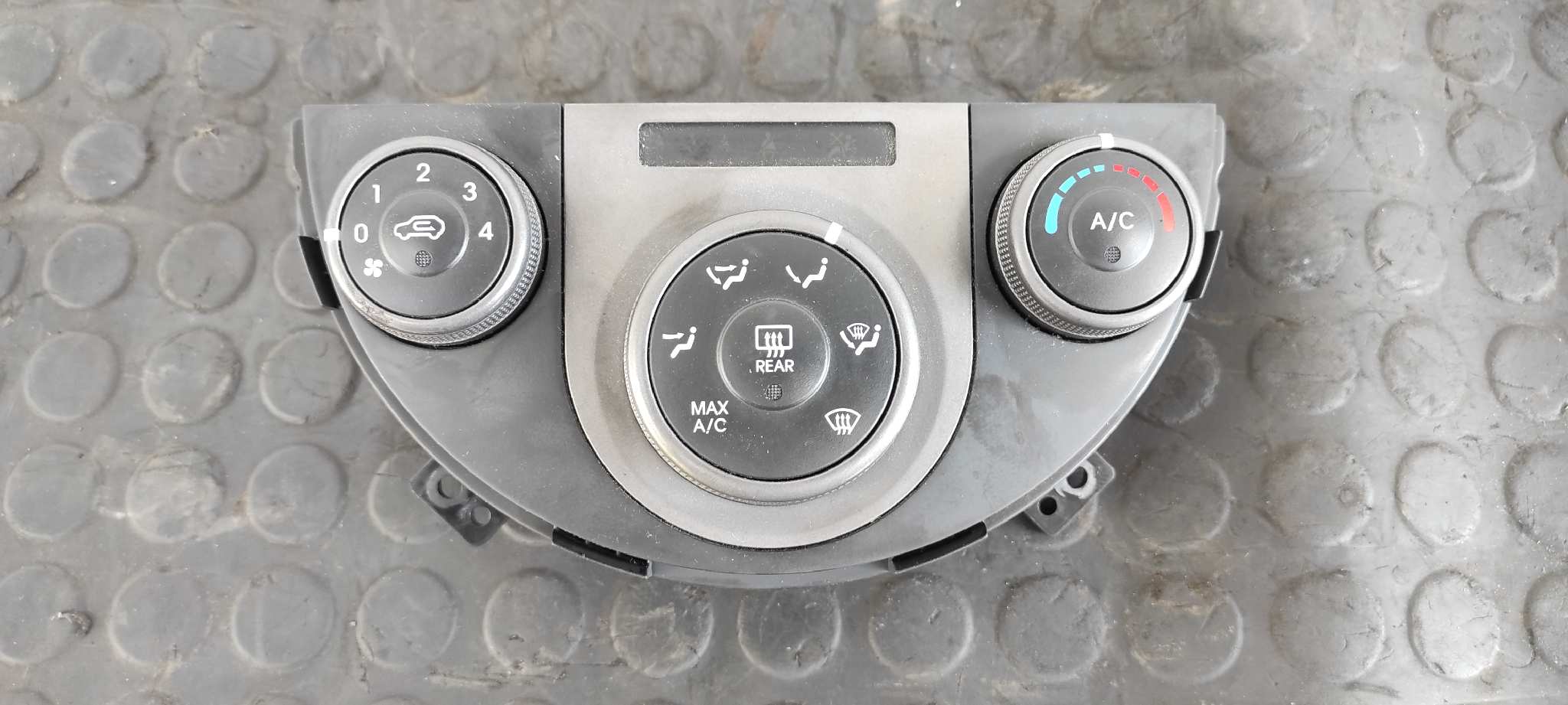 Recambio de MANDO CLIMATIZADOR para KIA SOUL D4FB referencia OEM IAM 972502KXXX - BLANCO