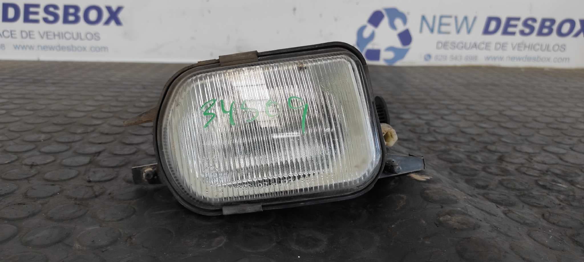 Recambio de FARO ANTINIEBLA IZQUIERDO para MERCEDES-BENZ CLASE CL (W215) COUPE 500 (215.375) M113960 referencia OEM IAM 15099900 - NEGRO