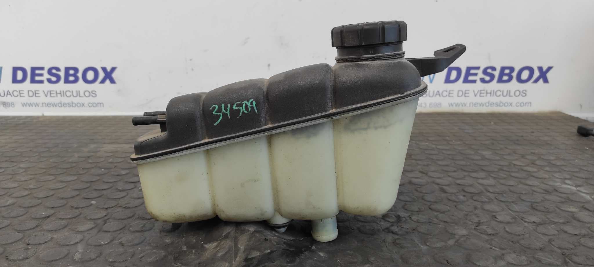 Recambio de DEPOSITO EXPANSION para MERCEDES-BENZ CLASE CL (W215) COUPE 500 (215.375) M113960 referencia OEM IAM 2205000049 - NEGRO