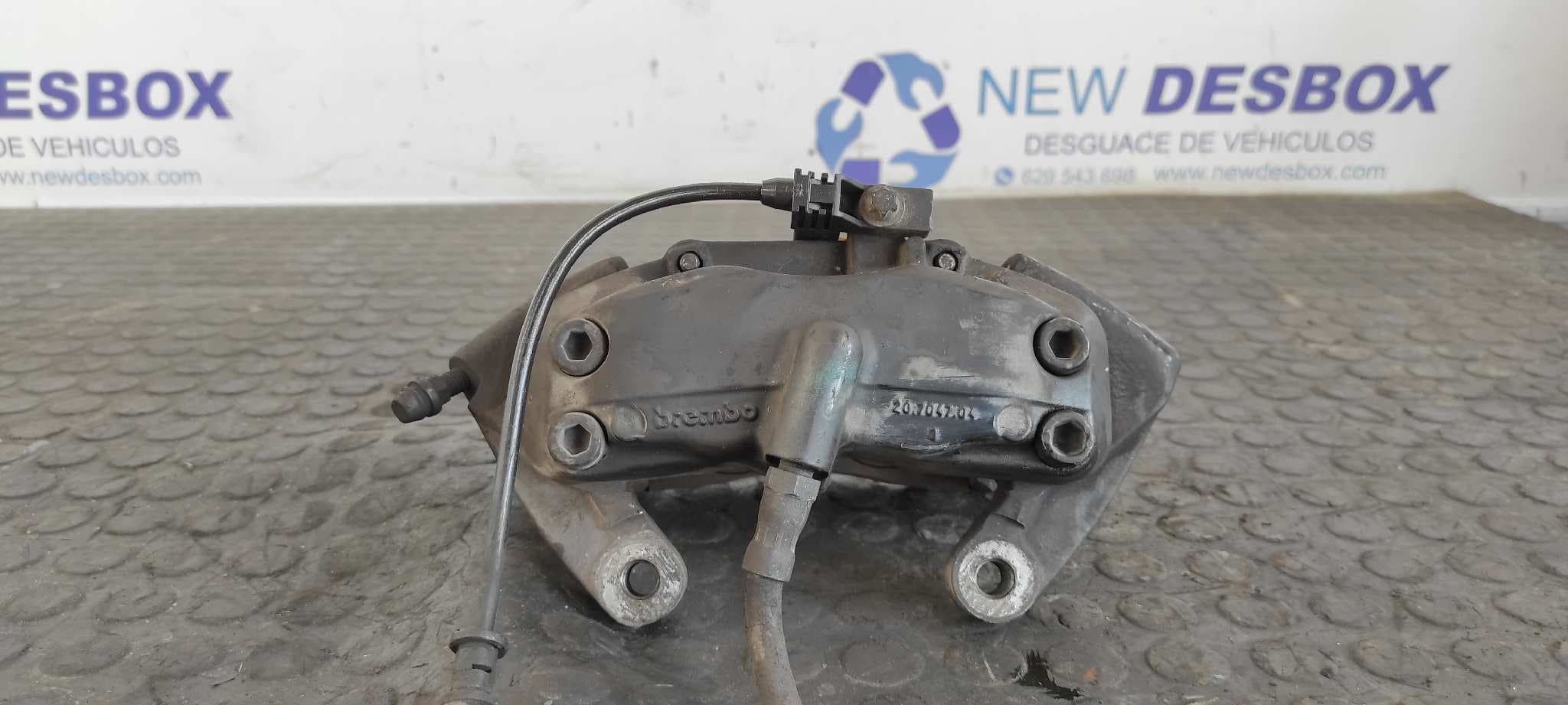 Recambio de PINZA DE FRENO DELANTERA DERECHA para MERCEDES-BENZ CLASE CL (W215) COUPE M113960 referencia OEM IAM 20704604 - NEGRO