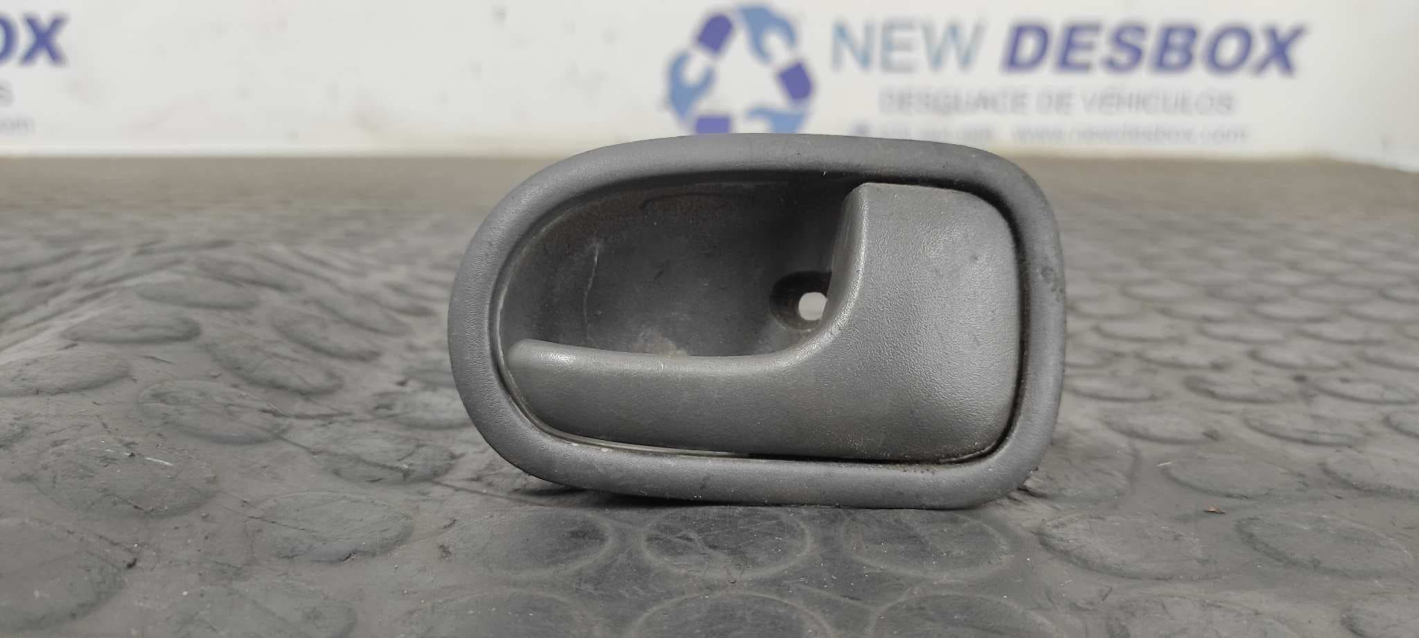 Recambio de MANETA INTERIOR DELANTERA DERECHA para FORD RANGER (ER) Royal Cabina simple 4X4 WLT referencia OEM IAM - VERDE