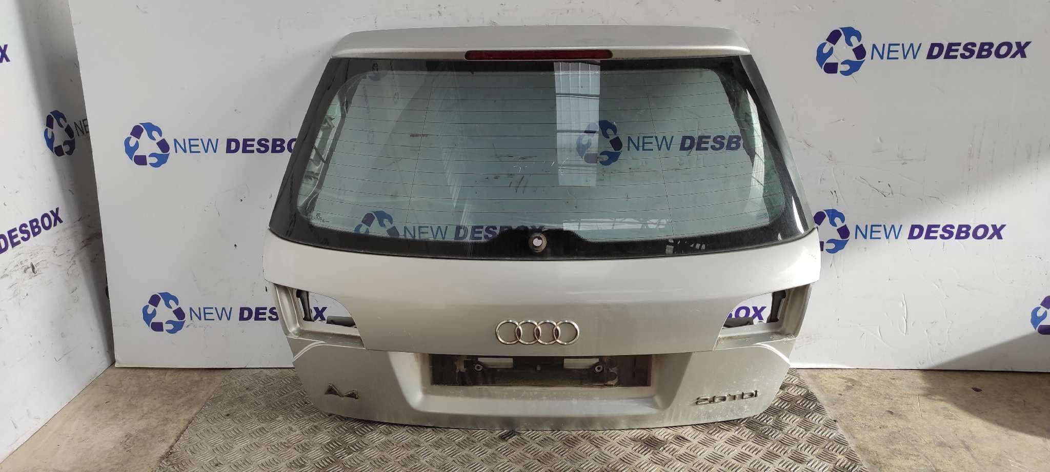 Recambio de PORTON TRASERO para AUDI A4 AVANT (8E) BRE referencia OEM IAM - BLANCO