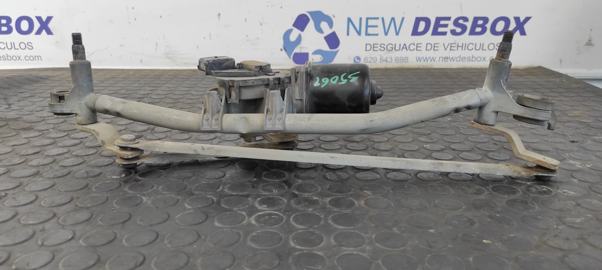 Recambio de MOTOR LIMPIA DELANTERO para CITROEN C2 NFU referencia OEM IAM - PLATA