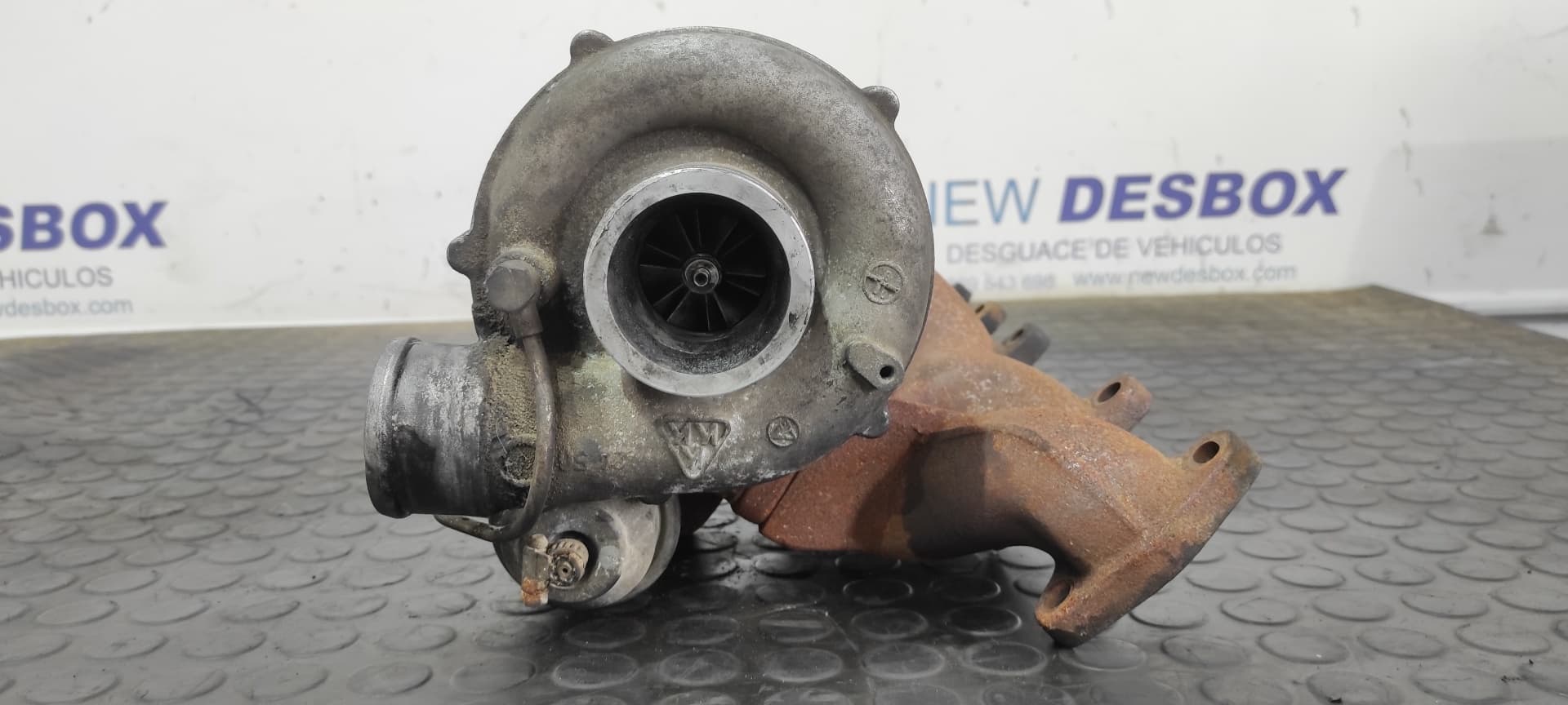 Recambio de TURBOCOMPRESOR para AUDI A6 BERLINA (4B2) referencia OEM IAM 046145703G - PLATA