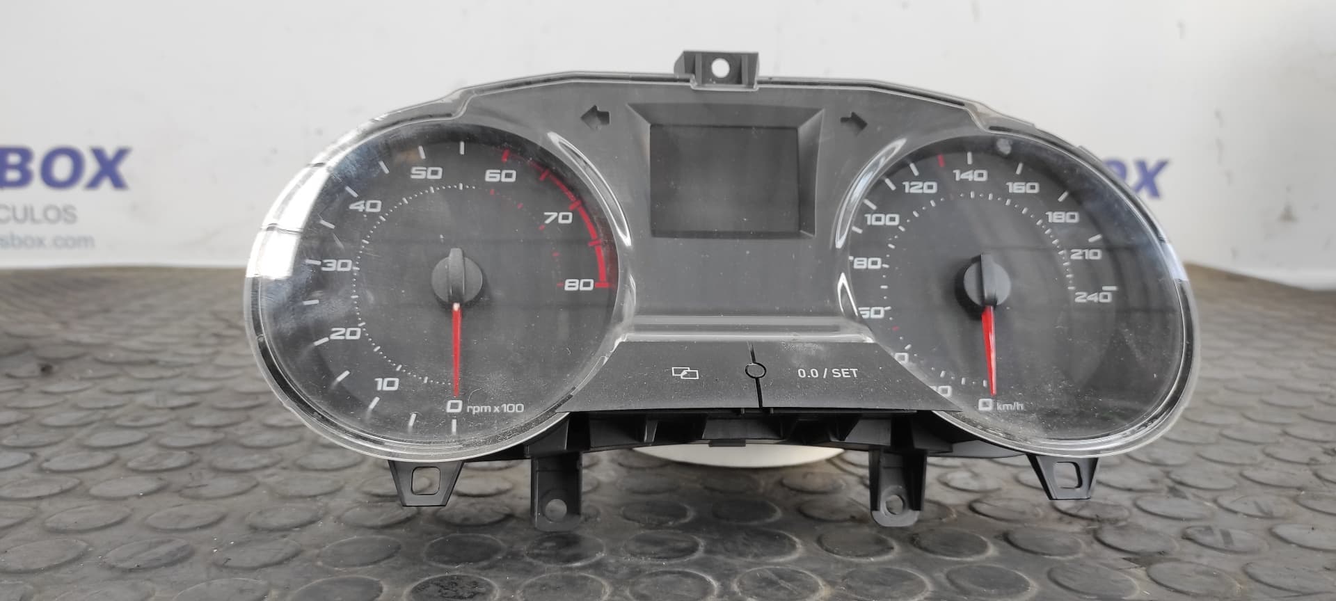 Recambio de CUADRO INSTRUMENTOS para SEAT IBIZA (6J5) BXW referencia OEM IAM 6J0920801 - ROJO