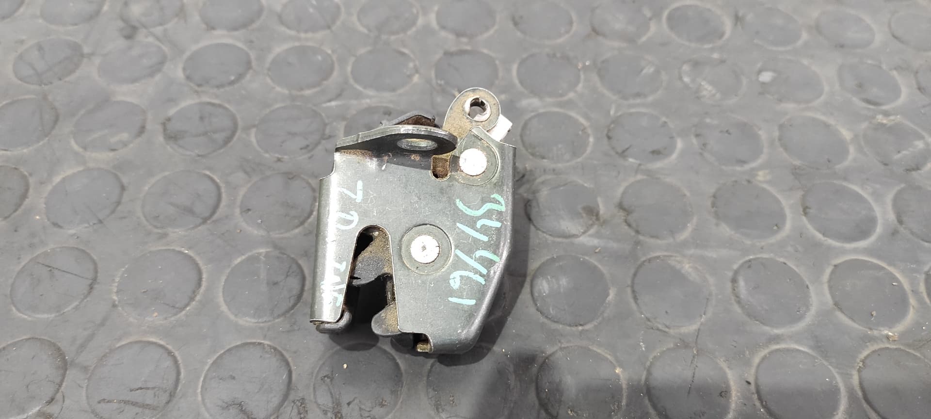 Recambio de CERRADURA PUERTA TRASERA DERECHA para FIAT DOBLO (119) 1.3 16V Multijet Active Com. (55kW) 199A2000 referencia OEM IAM T055 - BLANCO