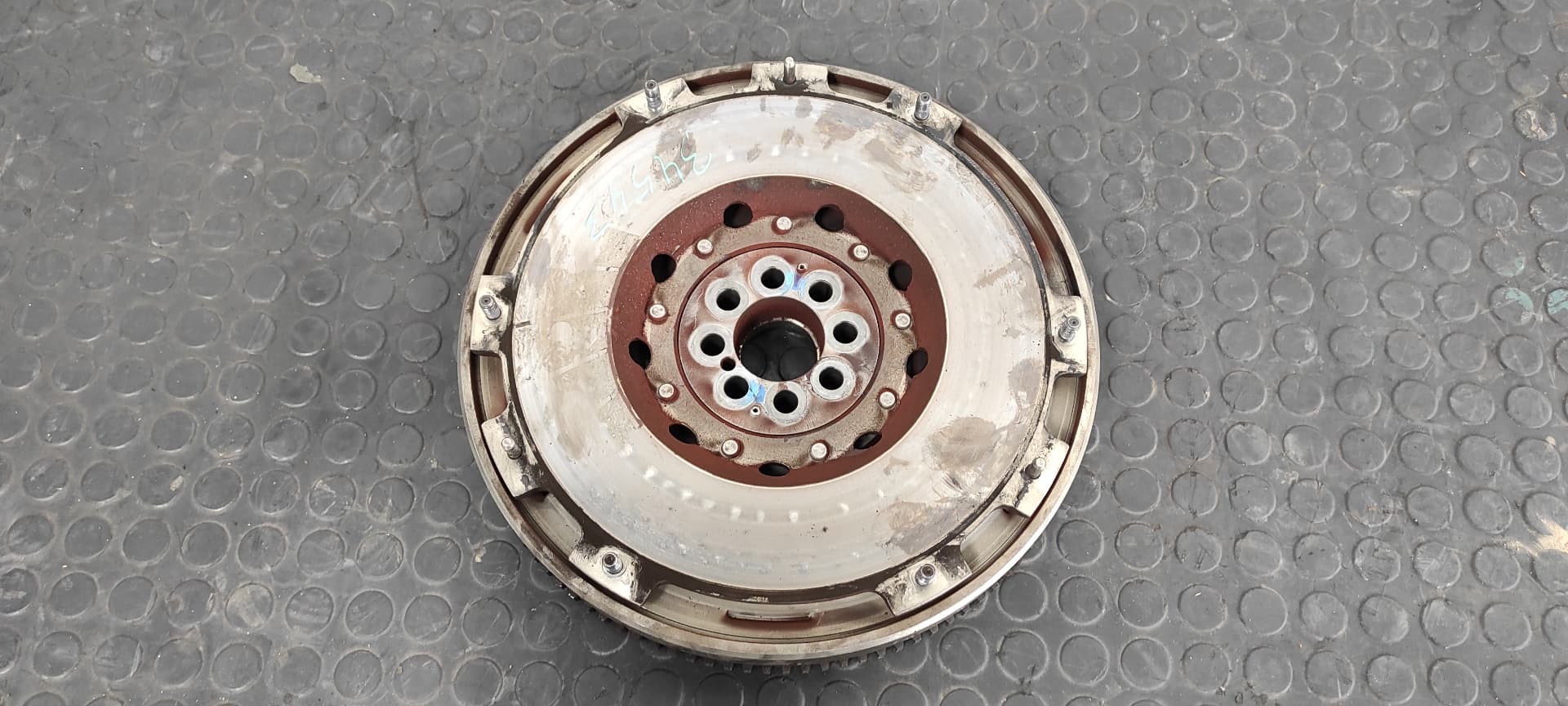 Recambio de VOLANTE MOTOR para LAND ROVER DISCOVERY (LT) 15P referencia OEM IAM PSD103470 - PLATA