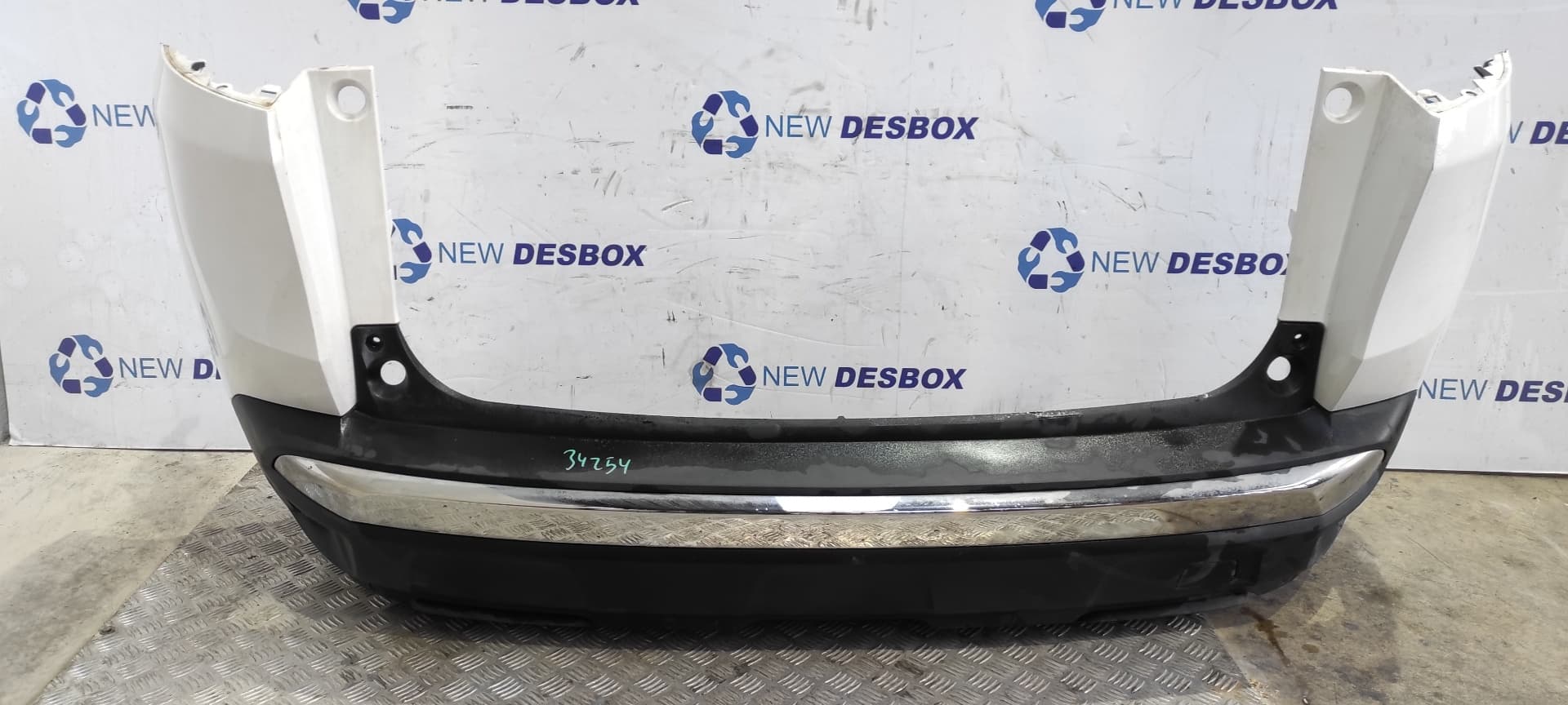 Recambio de PARAGOLPES TRASERO para PEUGEOT 3008 YH01 referencia OEM IAM - NEGRO