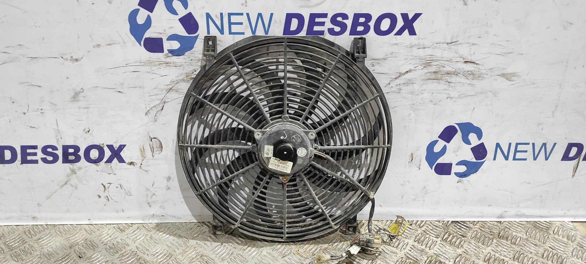 Recambio de ELECTROVENTILADOR para TATA GRAND SAFARI DICOR07 referencia OEM IAM 64770034700 - AZUL