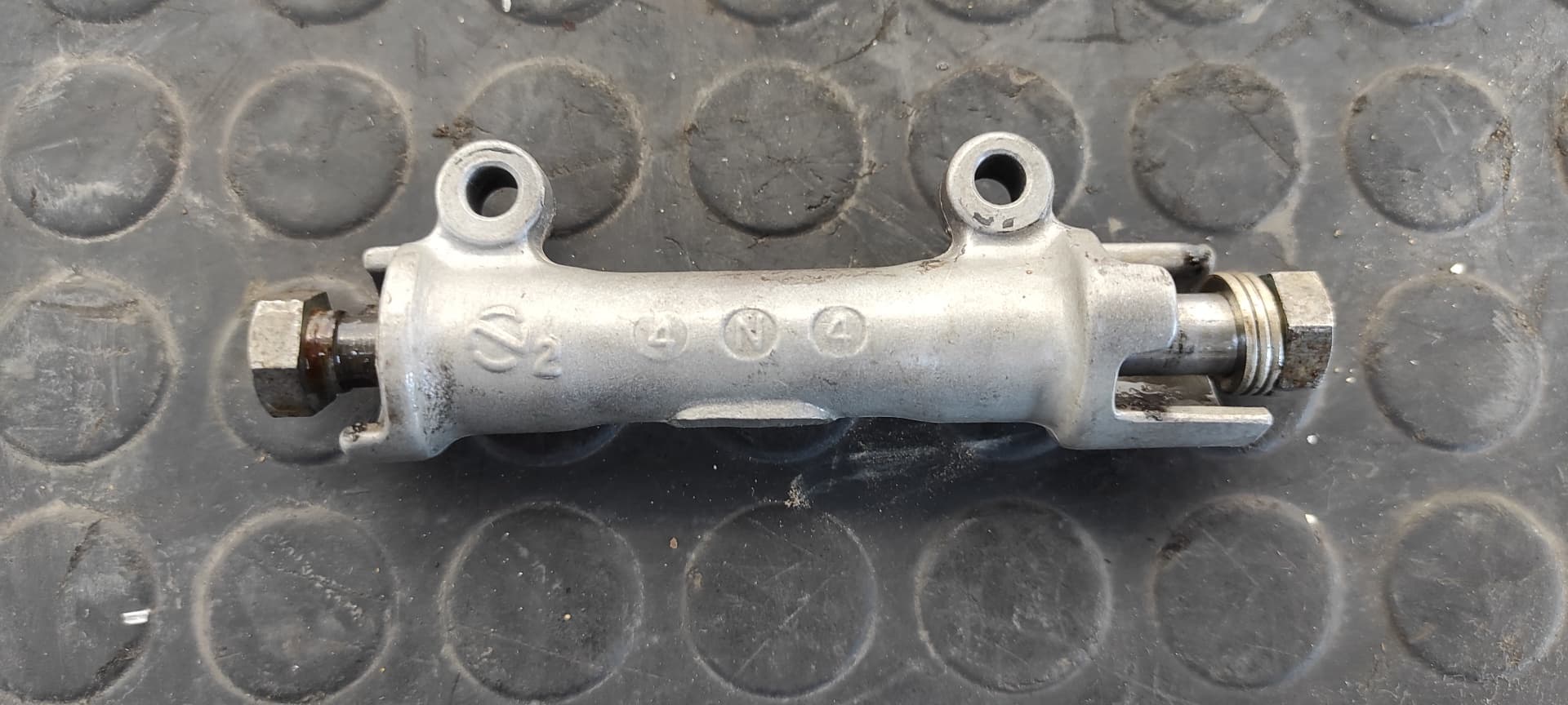Recambio de REPARTIDOR DE FRENO para HONDA CB 900 referencia OEM IAM 4N4