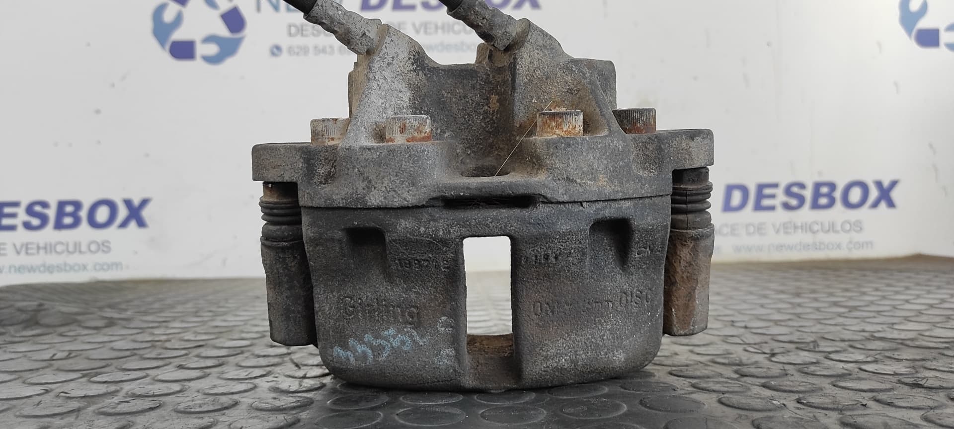 Recambio de PINZA DE FRENO DELANTERA DERECHA para FIAT DUCATO COMBI (290 DESDE 08.90) Base 814467 referencia OEM IAM 67320322 - BLANCO