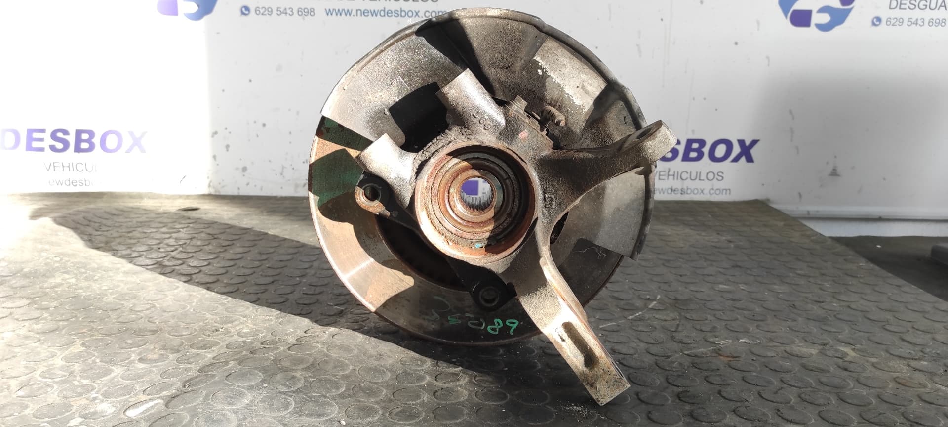 Recambio de MANGUETA DELANTERA IZQUIERDA para KIA SPORTAGE G4GC referencia OEM IAM AJ1 69T - NEGRO