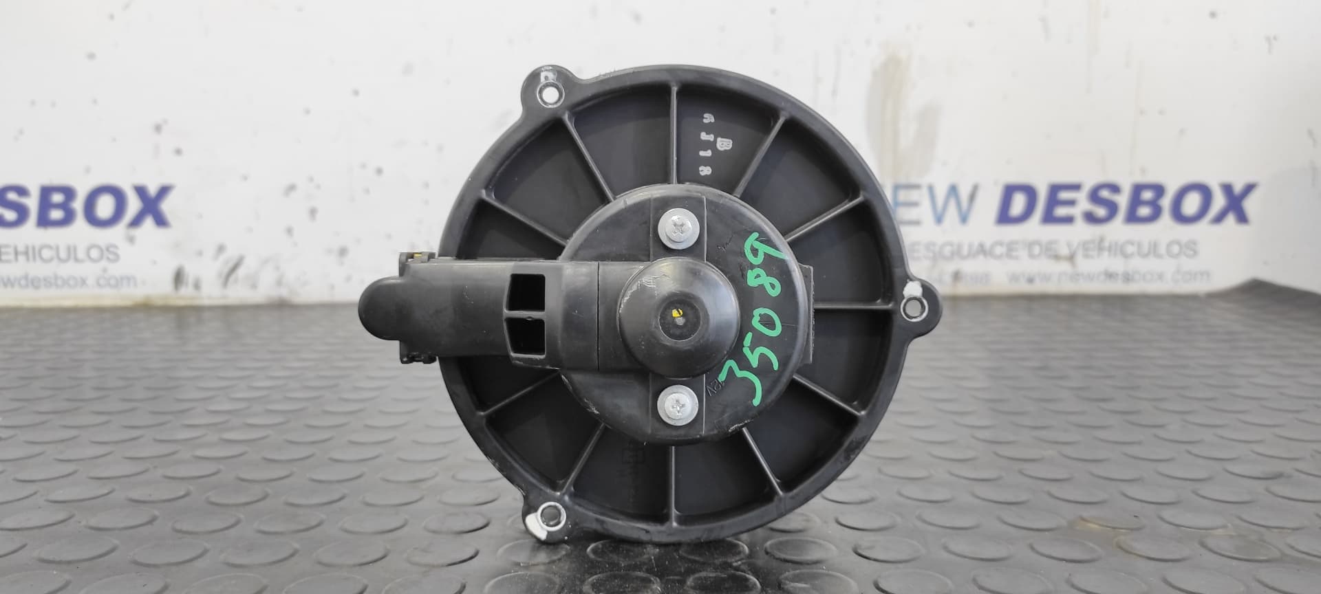 Recambio de MOTOR CALEFACCION para KIA SPORTAGE G4GC referencia OEM IAM B300530950 - NEGRO