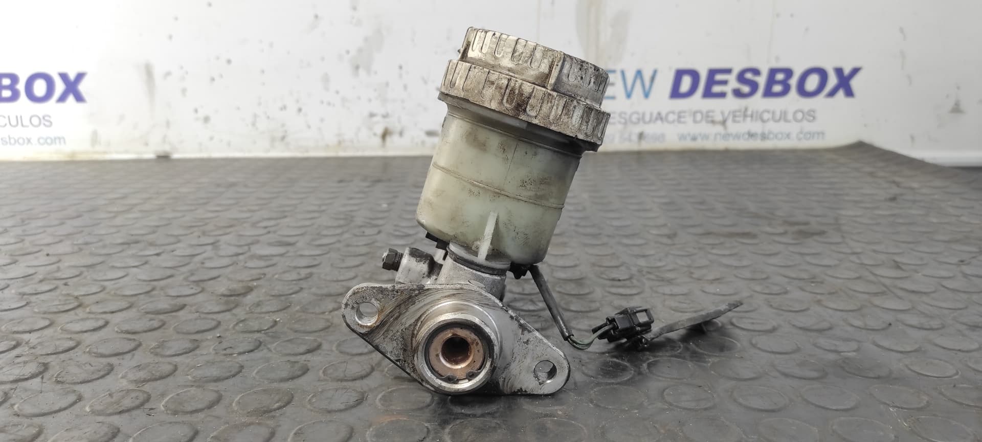Recambio de BOMBA FRENO para MITSUBISHI MONTERO (V20/V40) 4M40 referencia OEM IAM NABCO / - AZUL
