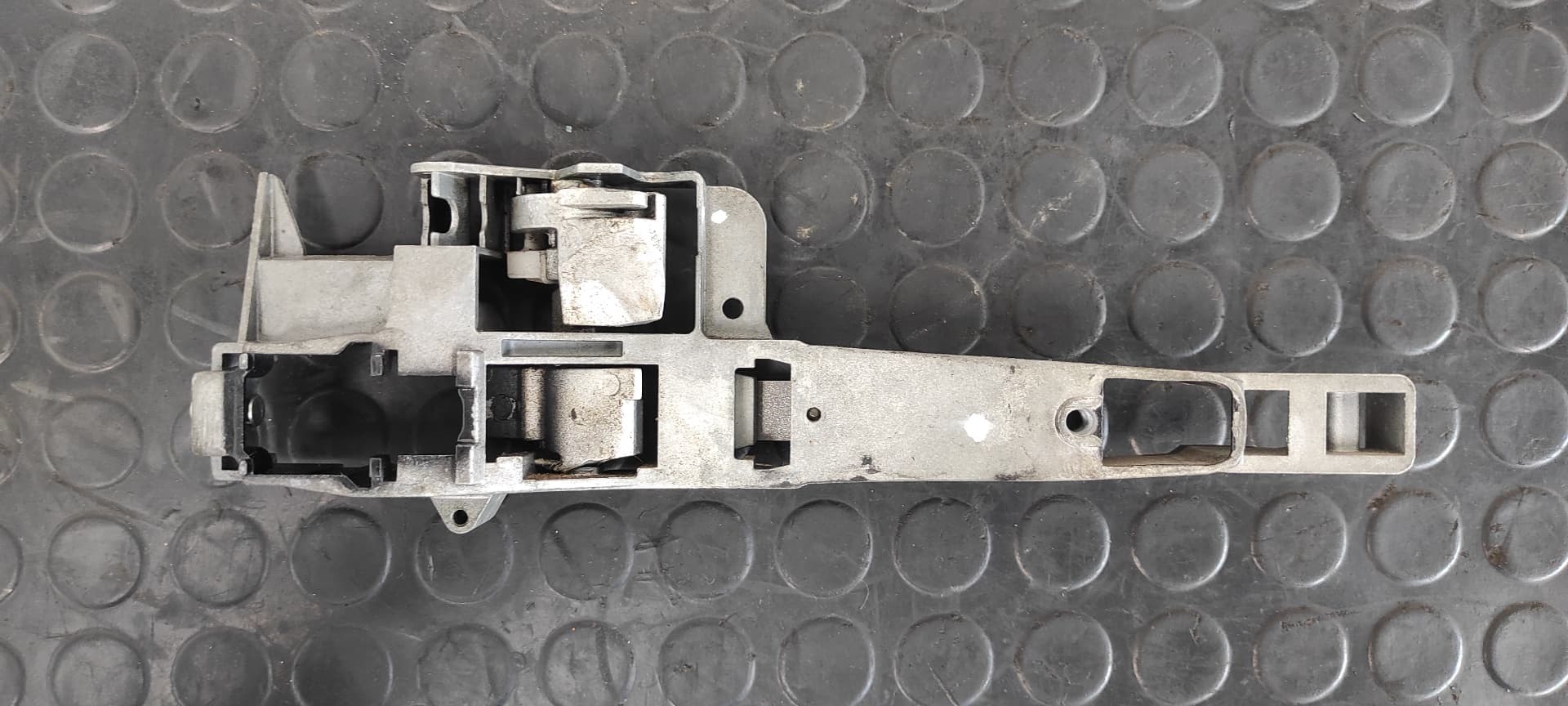 Recambio de MANETA DELANTERA DERECHA para CITROEN C4 BERLINA Exclusive RHR referencia OEM IAM - NEGRO