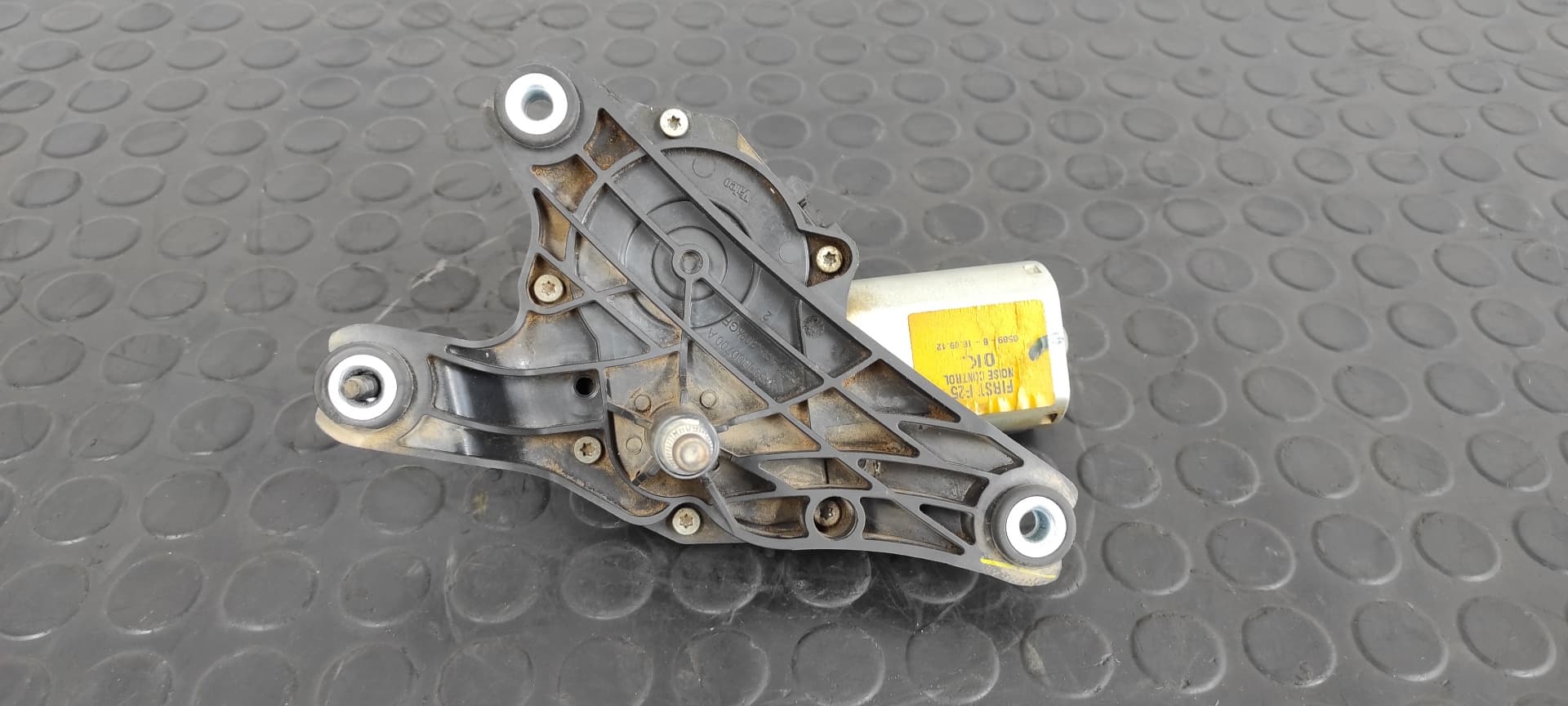 Recambio de MOTOR LIMPIA TRASERO para BMW X3 (F25) N47D20C referencia OEM IAM 723706202 - GRIS