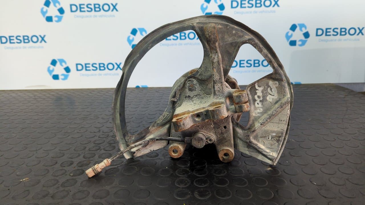 Recambio de MANGUETA DELANTERA DERECHA para PORSCHE 968 3.0 referencia OEM IAM
