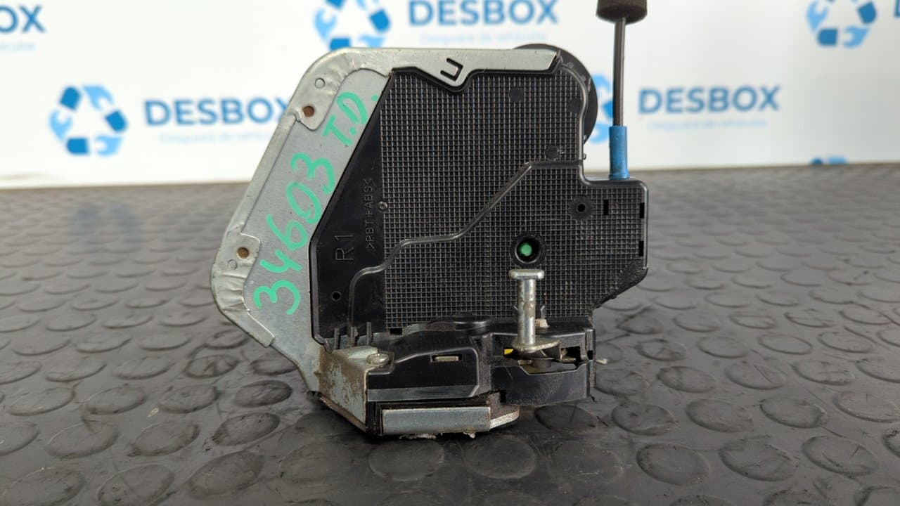 Recambio de CERRADURA PUERTA TRASERA DERECHA para TOYOTA LEXUS RX 1MZ-FE referencia OEM IAM A046693 - VERDE OSCURO