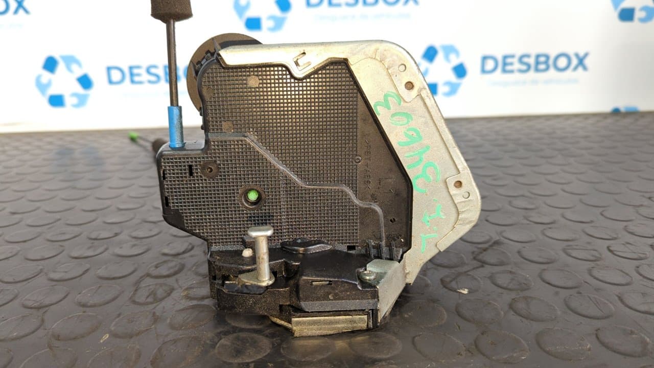 Recambio de CERRADURA PUERTA TRASERA IZQUIERDA para TOYOTA LEXUS RX 1MZ-FE referencia OEM IAM A046693 - VERDE OSCURO