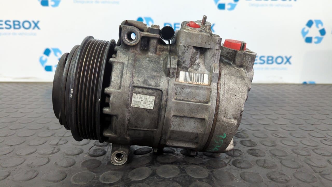 Recambio de COMPRESOR AIRE ACONDICIONADO para MERCEDES-BENZ CLASE E (W210) BERLINA DIESEL OM606962 referencia OEM IAM A0002343111 - GRIS