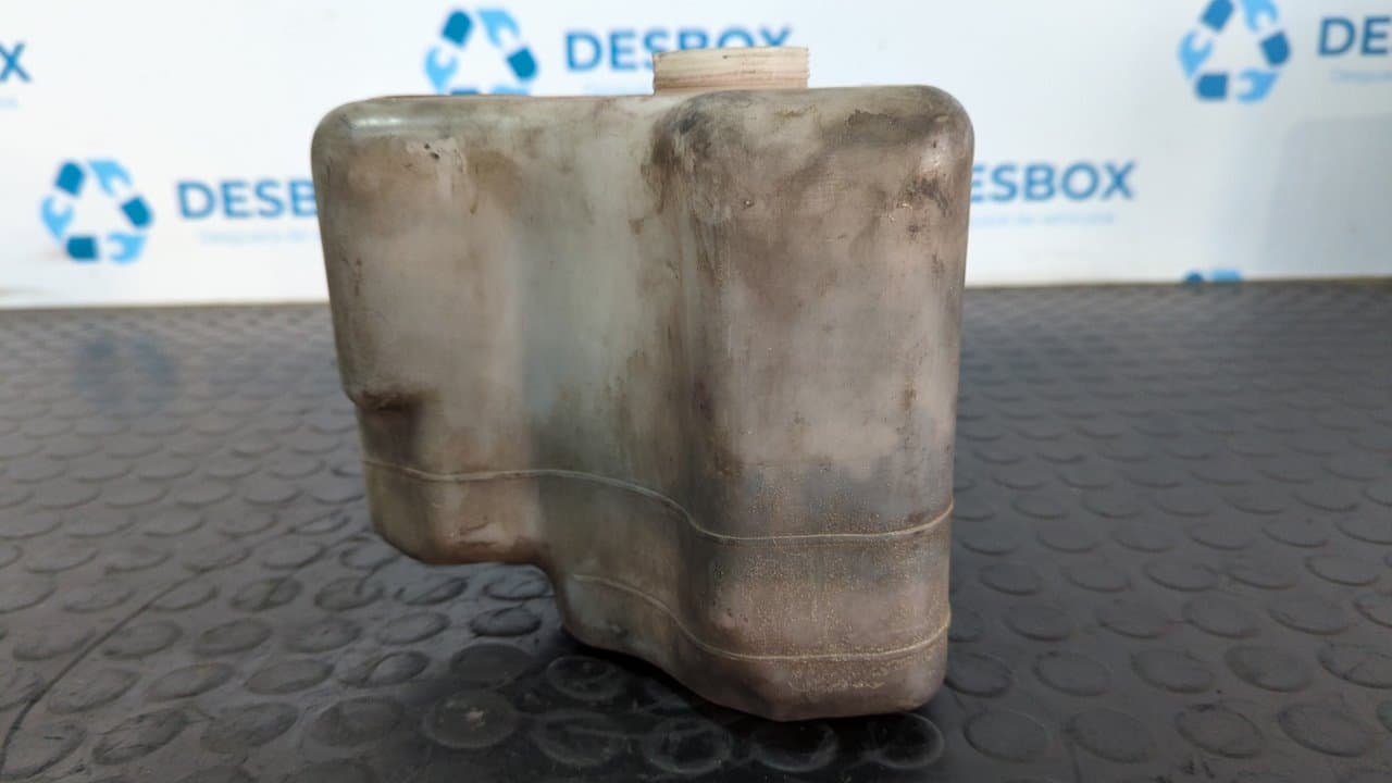 Recambio de DEPOSITO EXPANSION para MITSUBISHI MONTERO (V80/V90) 3.2 DID 4M41 - GRIS