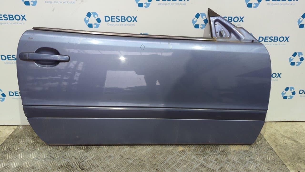 Recambio de PUERTA DELANTERA DERECHA para MERCEDES-BENZ CLASE CLK (W208) COUPE M111975 referencia OEM IAM - AZUL
