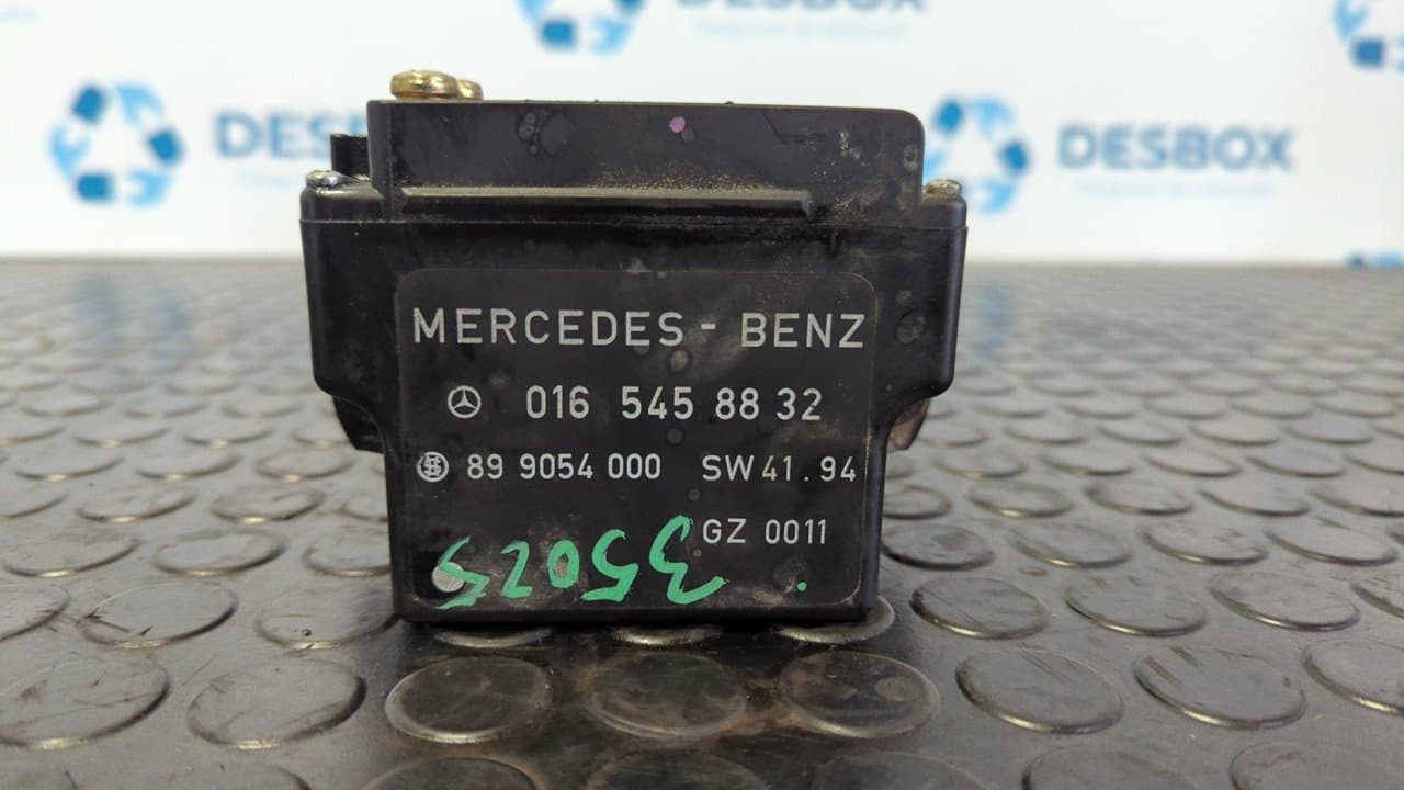 Recambio de CAJA PRECALENTAMIENTO para MERCEDES-BENZ CLASE E (W210) FAMILIAR 300 Turbodiesel (210.225) OM606962 referencia OEM IAM 0165458832 - VERDE