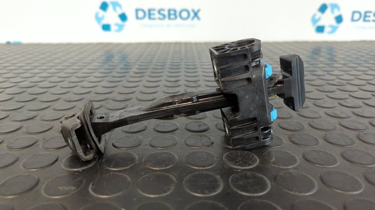 Recambio de RETENEDOR PUERTA IZQUIERDA para VOLKSWAGEN GOLF VII LIM. (5G1) BlueMotion CRKB referencia OEM IAM 5G0837249C - NEGRO