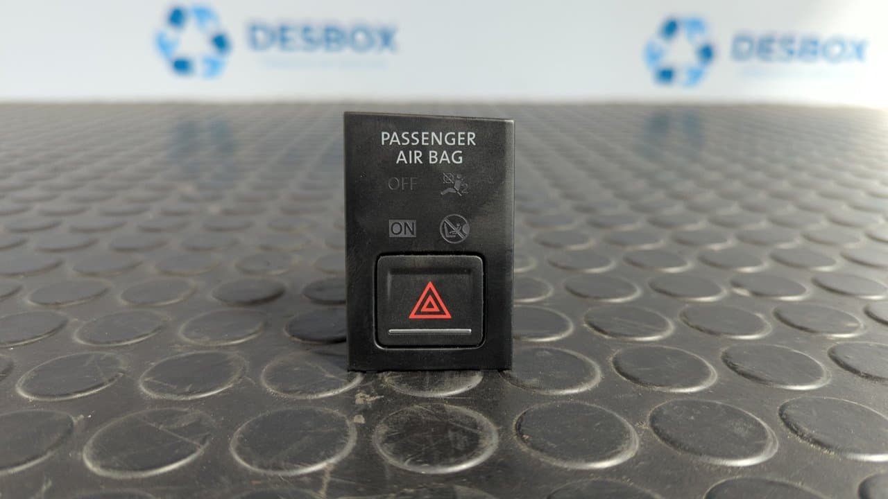 Recambio de WARNING para VOLKSWAGEN GOLF VII LIM. (5G1) BlueMotion CRKB referencia OEM IAM 5G1919225 - NEGRO