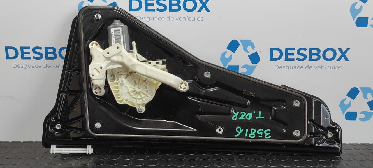 Recambio de ELEVALUNAS TRASERO DERECHO para LAND ROVER RANGE ROVER SPORT 306DT referencia OEM IAM AH2227000AA - BLANCO