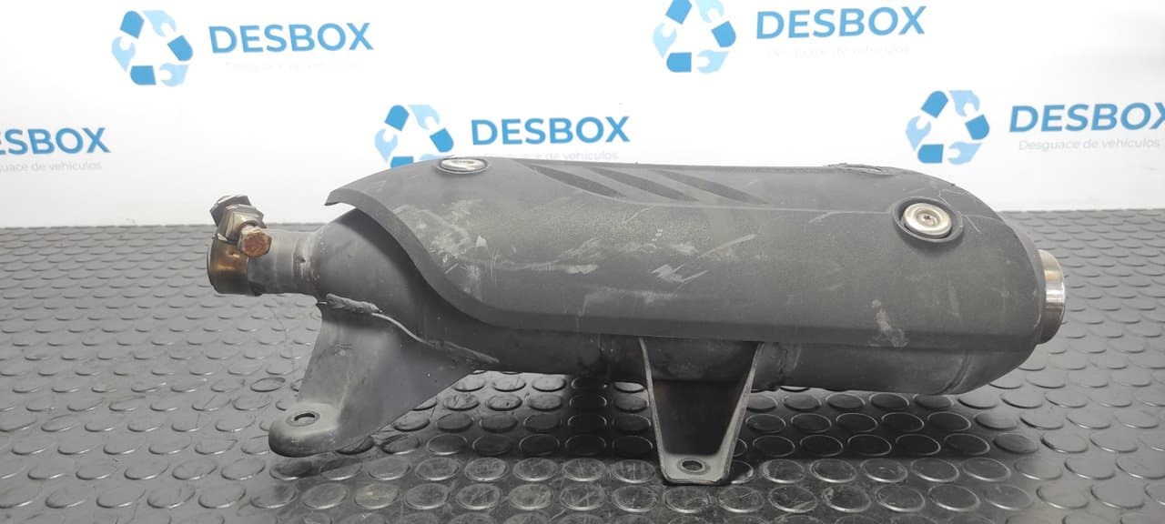 Recambio de TUBO ESCAPE TRASERO para PIAGGIO (VESPA) XEVO XEvo 125 - NEGRO