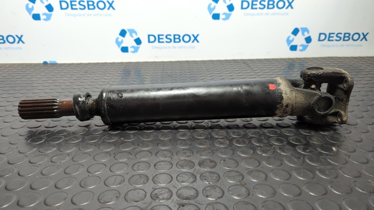 Recambio de TRANSMISION CENTRAL para NISSAN TERRANO/TERRANO.II (R20) TD27H referencia OEM IAM 8326M - BLANCO