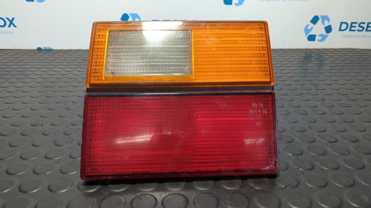 Recambio de PILOTO PORTON DERECHO para VOLKSWAGEN CORRADO (509) 1.8 G60 CAT (1H. PG) PG referencia OEM IAM 535945108 - BLANCO