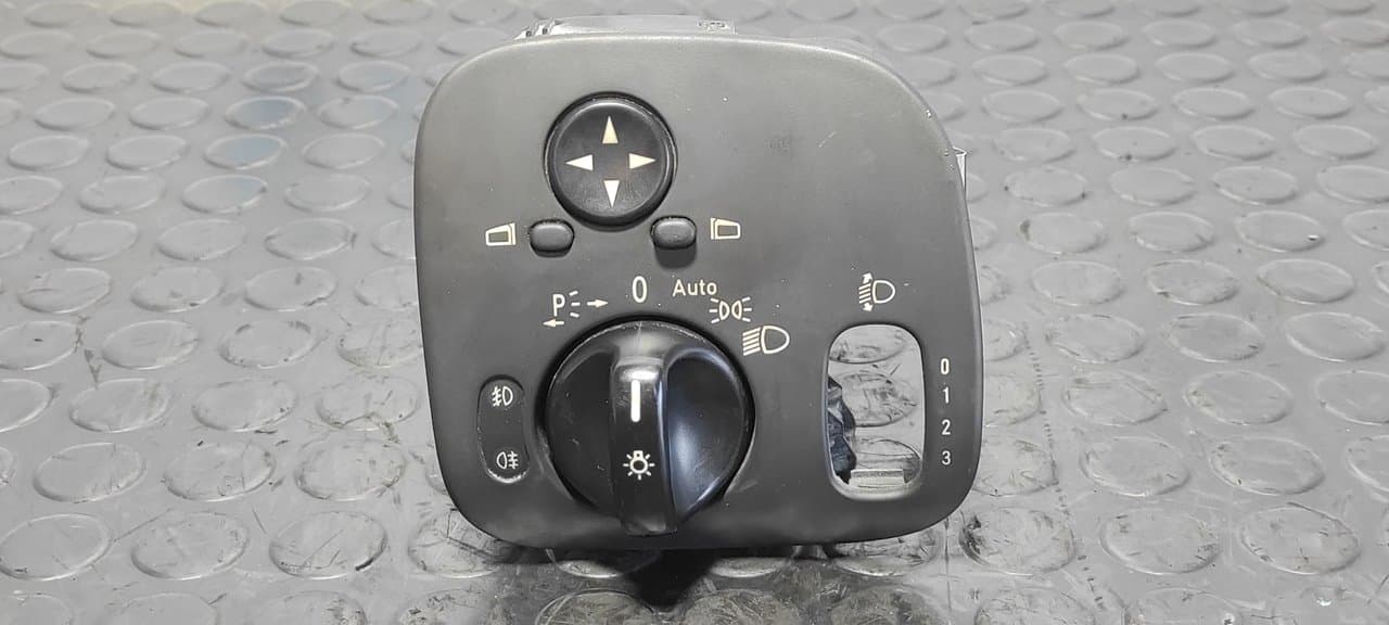 Recambio de MANDO LUCES para MERCEDES-BENZ CLASE CLK (W209) COUPE 2.7 CDI 20V CAT OM612967 referencia OEM IAM A2035450604 - AZUL