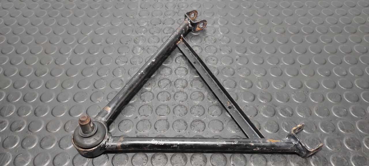 Recambio de BRAZO DERECHO INFERIOR DELANTERO para LIGIER NOVA LDW502 LOMBARDINI - AMARILLO
