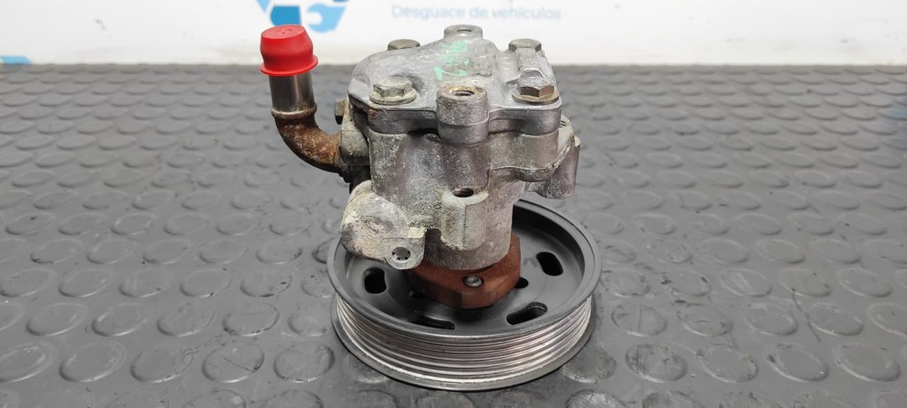 Recambio de BOMBA DIRECCION para VOLKSWAGEN SHARAN (7M6/7M9) 1.9 TDI AVY referencia OEM IAM 038145255B - NEGRO