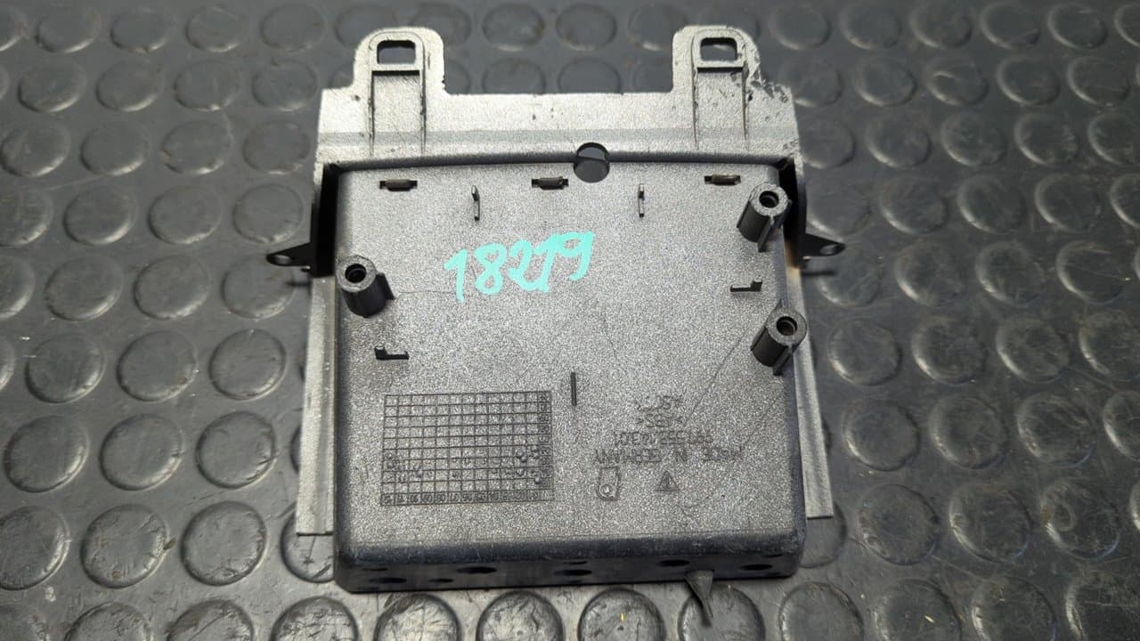 Recambio de GUANTERA para PORSCHE BOXSTER (TIPO 987) Básico M9720 referencia OEM IAM 99755314301 - GRANATE