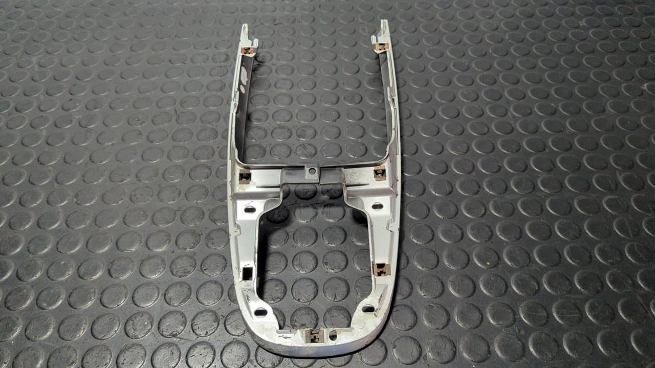 Recambio de MOLDURA para PORSCHE BOXSTER (TIPO 987) Básico M9720 referencia OEM IAM 99755326101 - GRANATE