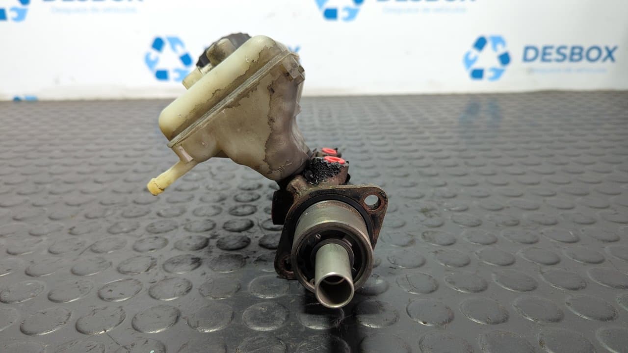 Recambio de BOMBA FRENO para MERCEDES-BENZ VITO (W638) CAJA CERRADA 108 D (638.064) 601D23 referencia OEM IAM A0024312802 - BLANCO