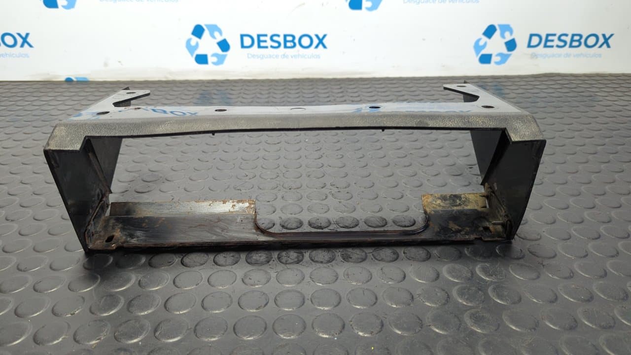 Recambio de MOLDURA para LAND ROVER DEFENDER 2.5 L 2.5L50 KW - BLANCO