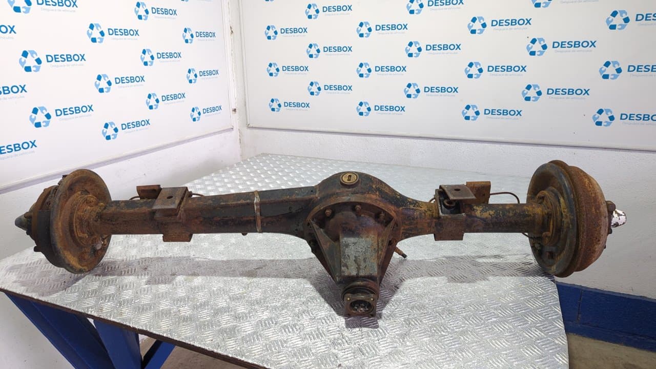 Recambio de PUENTE TRASERO para LAND ROVER SANTANA 2.5D E-74 - GRIS