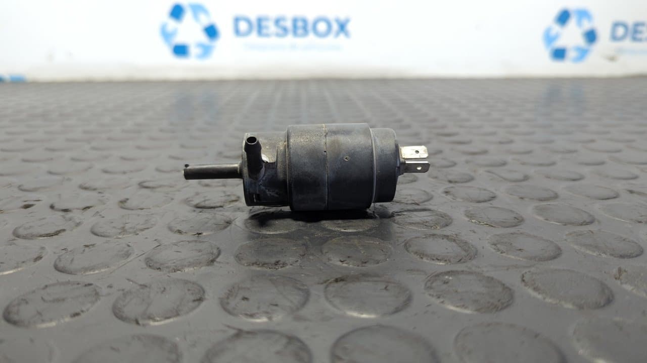Recambio de BOMBA LIMPIA para CITROEN JUMPER CAJA ABIERTA, DOBLE CABINA (06.2006 =>) 33 L2 HDi 100 4HY referencia OEM IAM B805 - BLANCO