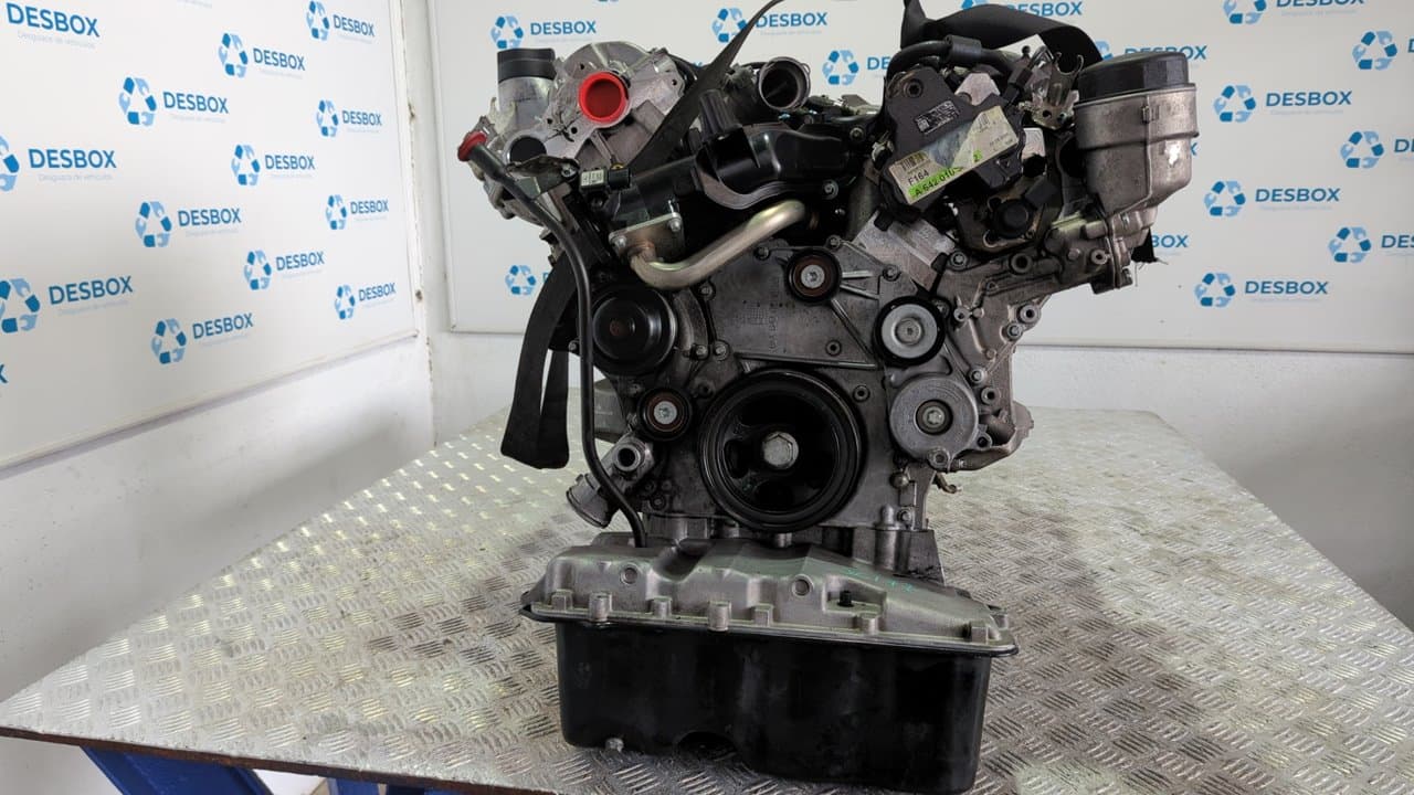 Recambio de MOTOR para MERCEDES-BENZ CLASE M (W164) OM642940 referencia OEM IAM 642940 - NEGRO