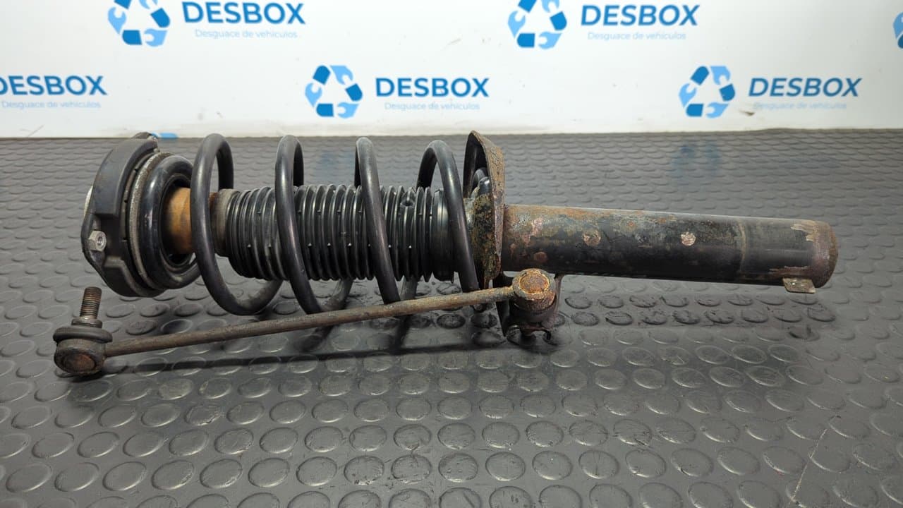 Recambio de AMORTIGUADOR DELANTERO DERECHO para VOLKSWAGEN CADDY KA/KB (2C) Comfortline BlueMotion CAY - BLANCO